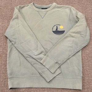 Vineyard Vines crew neck sweatshirt